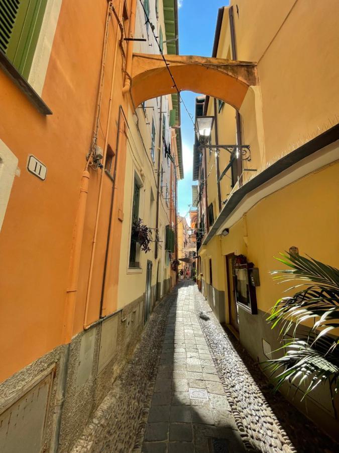 Vialunga Apartment In The Old Town Bordighera Zewnętrze zdjęcie